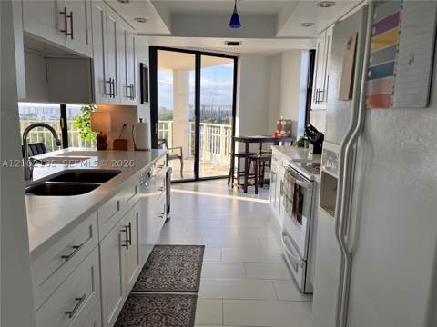 4000 NE Towerside Ter 1101, Miami FL - photo 9 of 36