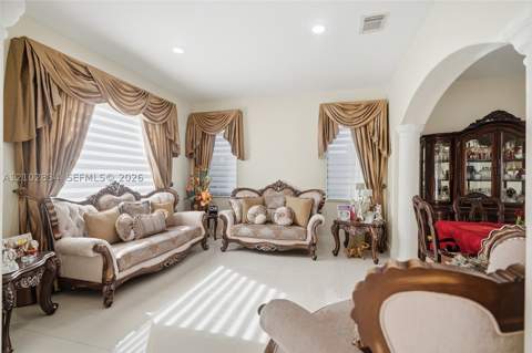 18112 NW 91st Ct, Hialeah FL - photo 7 of 40