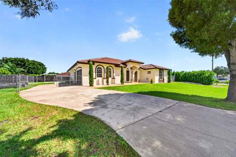 28155 SW 166th Ct, Homestead FL - photo 10 of 50