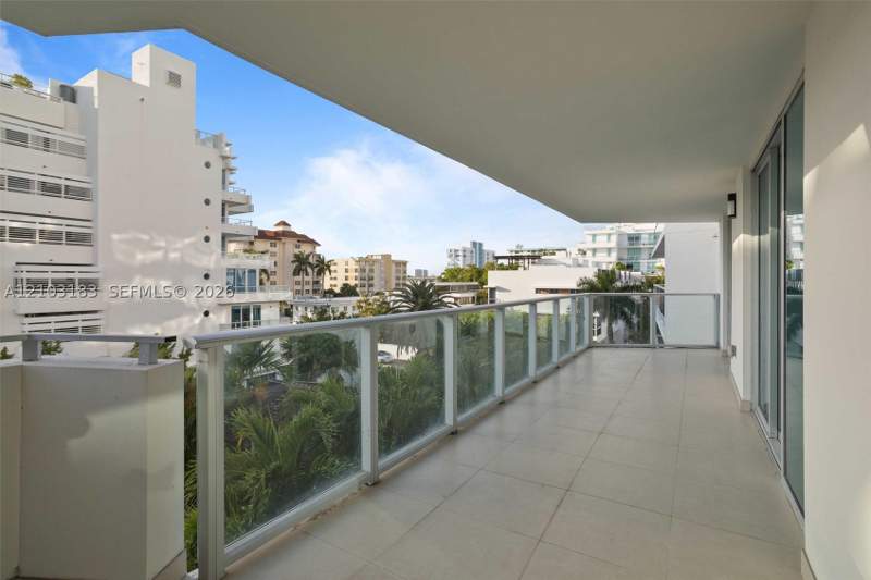 2 bedroom Condominium at 1150 101st St 402, One Bay Harbor Condo, Bay Harbor Islands — photo 3