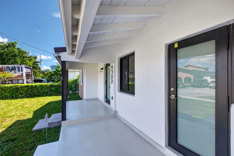 3 bedroom SingleFamilyResidence at 4752 SW 1st St, Tierra Alta, Miami — photo 3