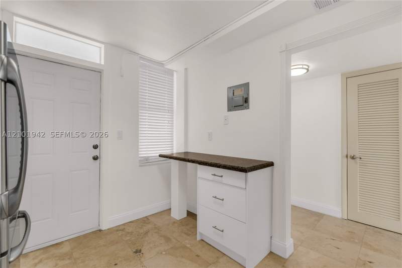 1 bedroom Condominium at 1401 NE Miami Gardens Dr 892, Fifith Moorings Condo, Miami — photo 5