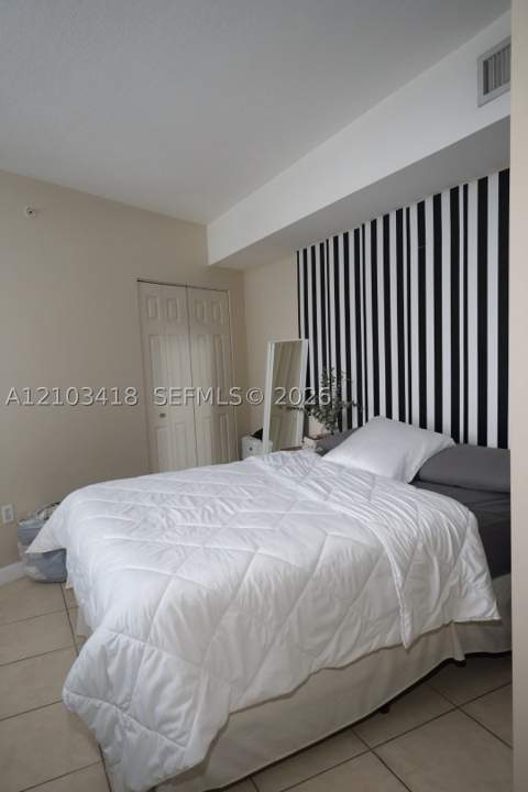 1 Glen Royal Pkwy 1004, Miami FL - photo 10 of 16