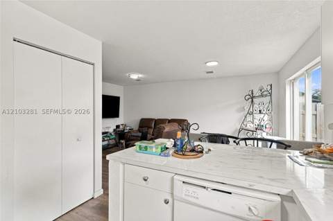 211 SW 6th Ln, Florida City FL - photo 12 of 29