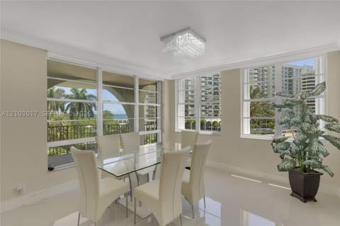 5660 Collins Ave 4B, Miami Beach FL - photo 11 of 34