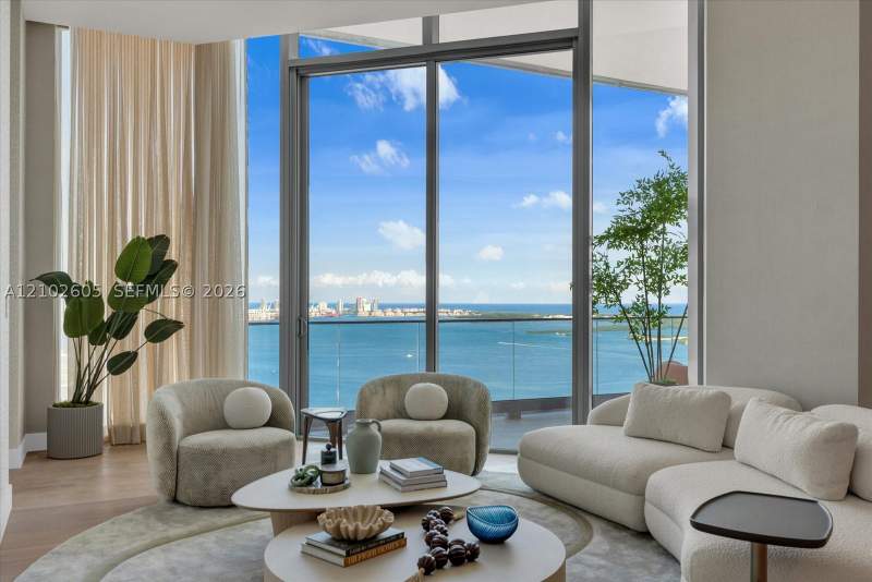 3 bedroom Condominium at 175 SE 25th Rd 3704, Brickell Hammock Unit No, Miami — photo 2
