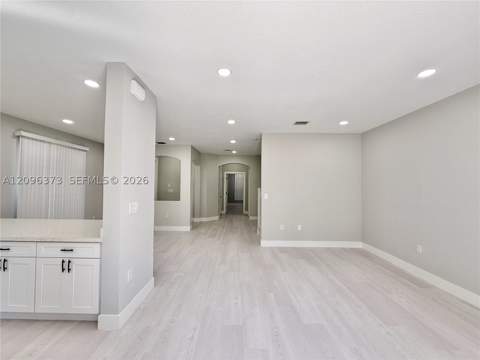 10392 NW 31st Ter, Doral FL - photo 12 of 50