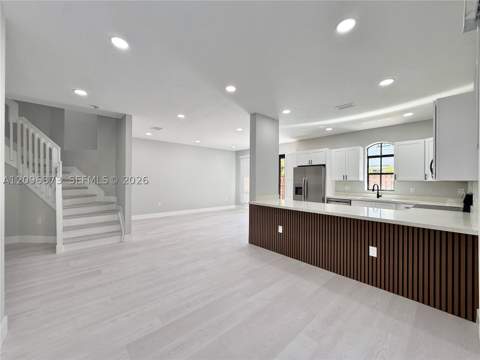 10392 NW 31st Ter, Doral FL - photo 6 of 50