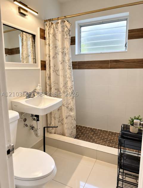 7720 Harding Ave 12, Miami Beach FL - photo 7 of 11