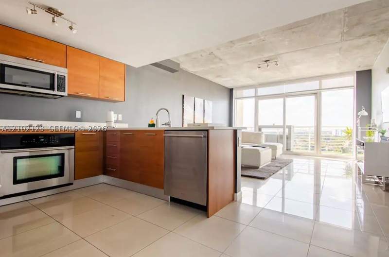 1 bedroom Condominium at 3250 NE 1st Ave 1108, Midblock Miami Condo, Miami — photo 5