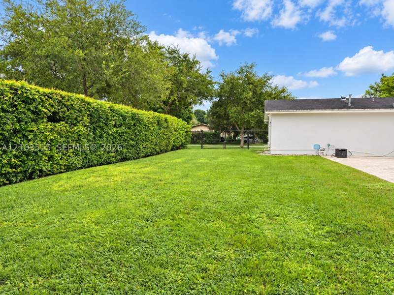 3 bedroom SingleFamilyResidence at 11802 SW 106th Ave, Pine Acres Sec 5, Miami — photo 5
