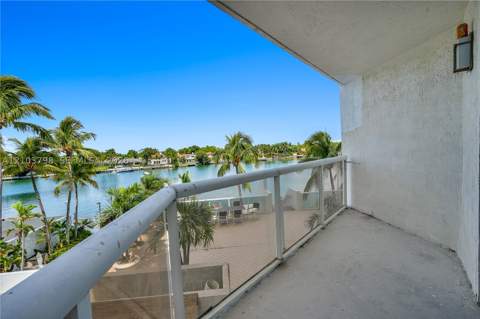5880 Collins Ave 403, Miami Beach FL - photo 14 of 32