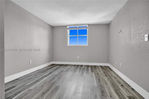 5880 Collins Ave 403, Miami Beach FL - photo 19 of 32