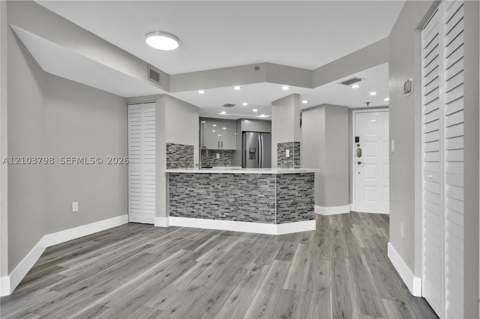 5880 Collins Ave 403, Miami Beach FL - photo 8 of 32