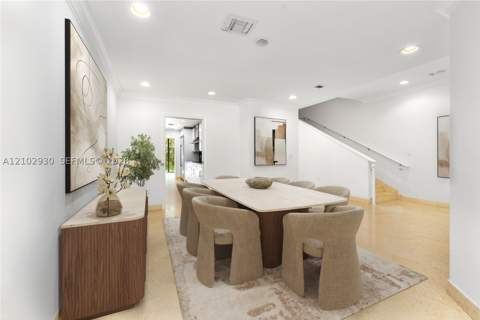 1566 NE Quayside Ter D14, Miami FL - photo 13 of 37