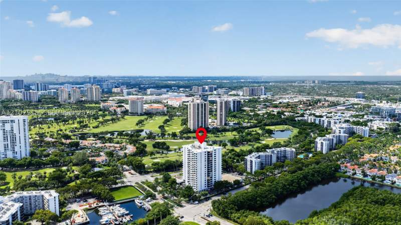 2 bedroom Condominium at 3375 N Country Club Dr 1506, Bonavista Condo, Aventura — photo 4