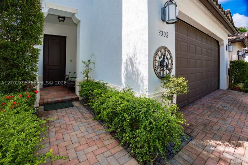 3 bedroom SingleFamilyResidence at 3302 W 97th Ter, Bonterra, Hialeah — photo 5