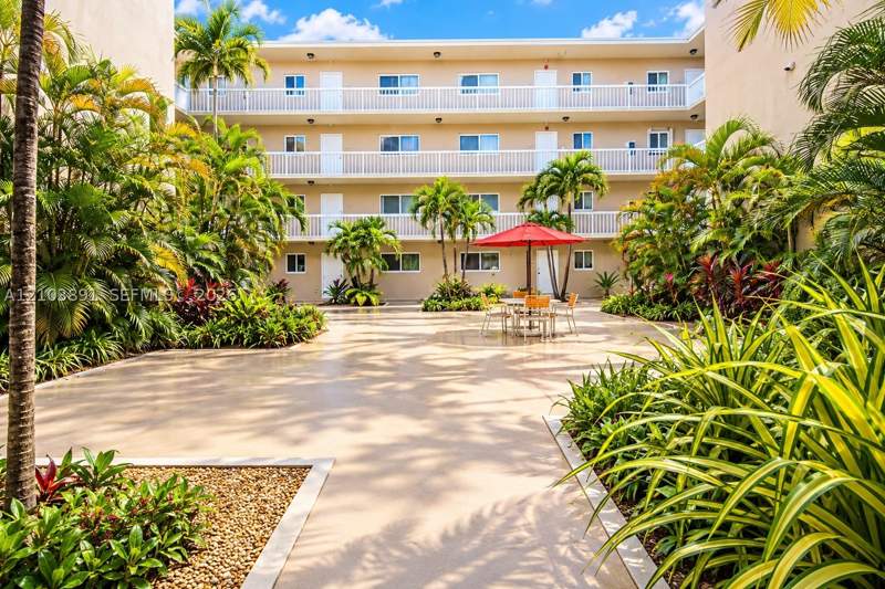 2 bedroom Condominium at 7840 Camino Real P-110, Village Of Kings Creek Co, Miami — photo 2