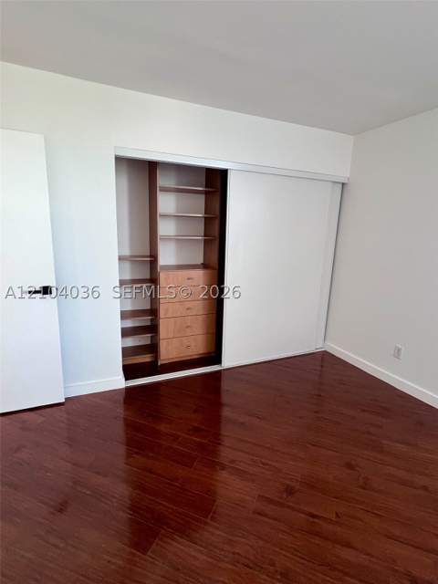 2020 NE 135th St 810, North Miami FL - photo 6 of 11