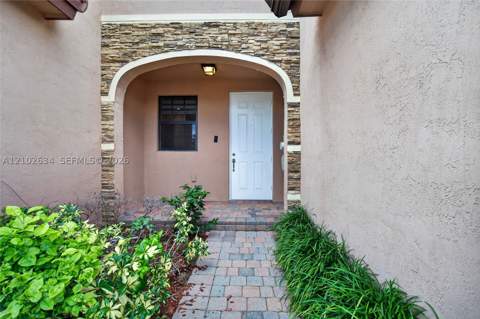144 SE 37th Ter, Homestead FL - photo 10 of 56