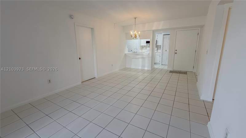 3 bedroom Condominium at 905 NE 209th St 104-30, Monterey Condo Three, Miami — photo 2