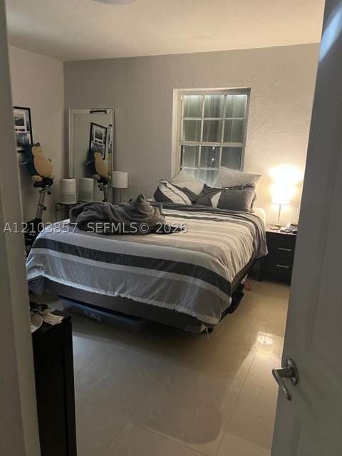 1031 NE 142nd St, North Miami FL - photo 24 of 32