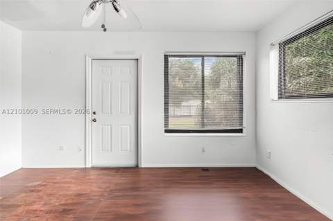 1220 NW 91st St, Miami FL - photo 8 of 11