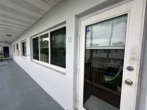 7207 Bay Dr 13, Miami Beach FL - photo 6 of 23