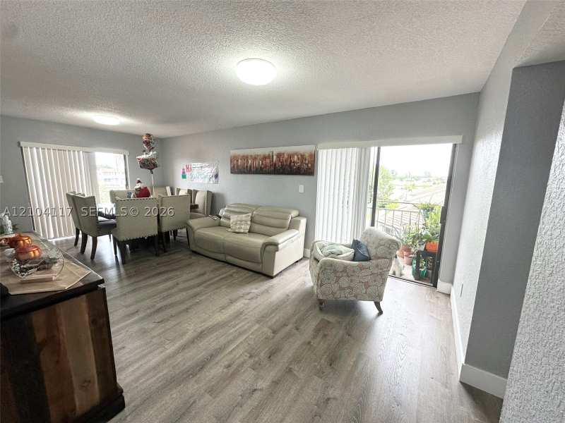 3 bedroom Condominium at 8425 NW 8th St 401, Visions At Fountainbleau, Miami — photo 1
