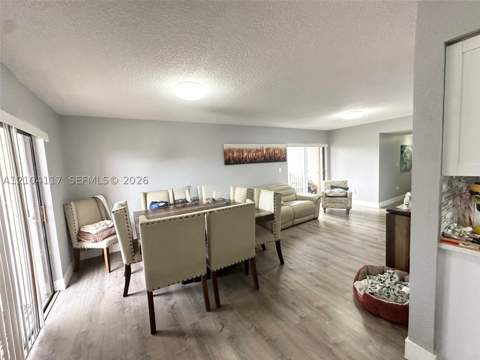 8425 NW 8th St 401, Miami FL - photo 11 of 48