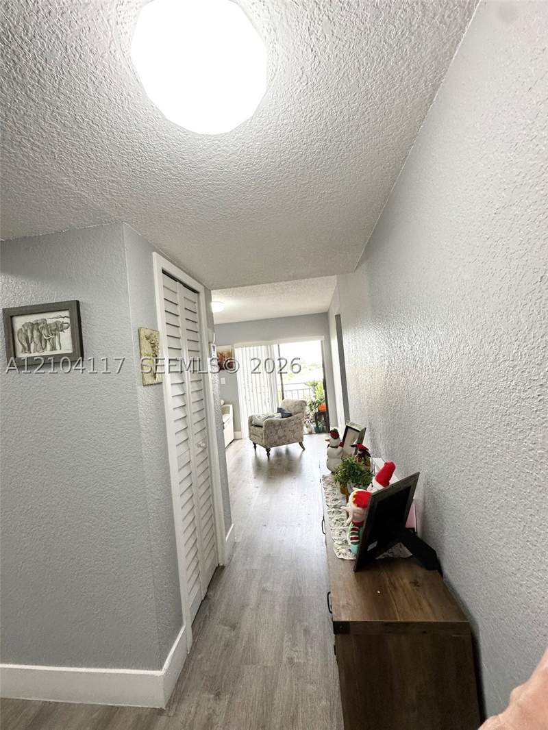 3 bedroom Condominium at 8425 NW 8th St 401, Visions At Fountainbleau, Miami — photo 4