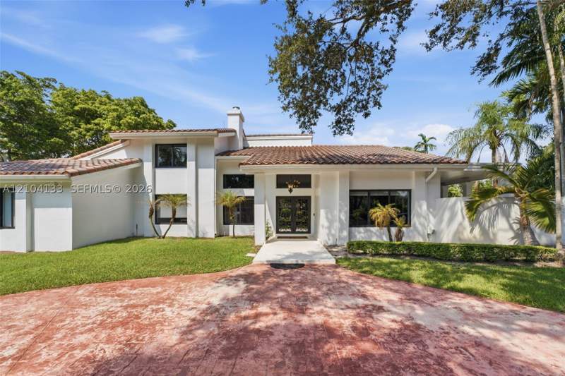 4 bedroom SingleFamilyResidence at 9361 SW 103rd St, Galloway Glen, Miami — photo 2
