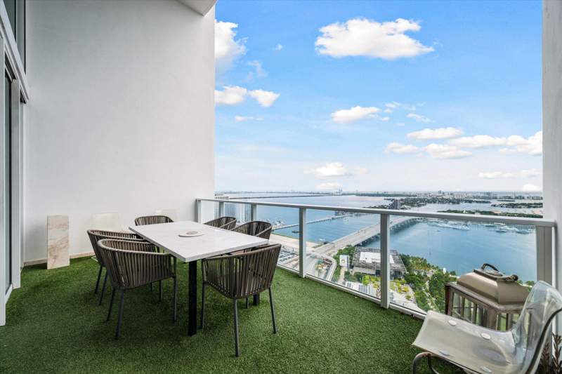 3 bedroom Condominium at 1040 Biscayne Boulevard 4202, Ten Museum Pk Residential, Miami — photo 2