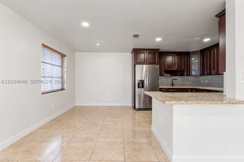 3300 SW 87th Ct, Miami FL - photo 9 of 38