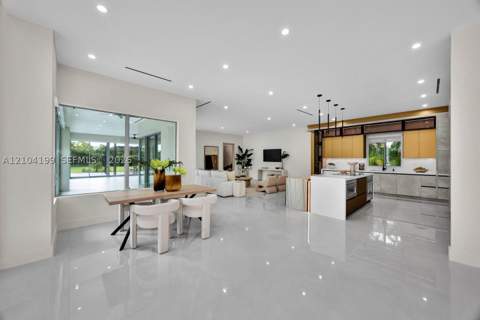 11240 SW 95th St, Miami FL - photo 10 of 61
