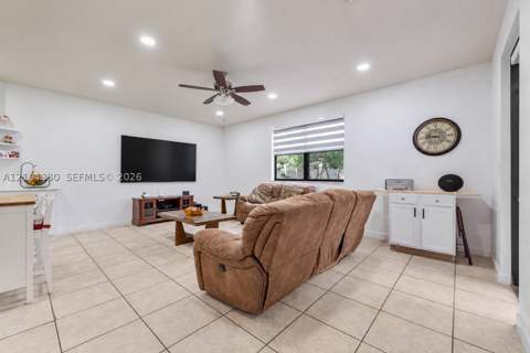 3669 SE 2nd Ct, Homestead FL - photo 11 of 47
