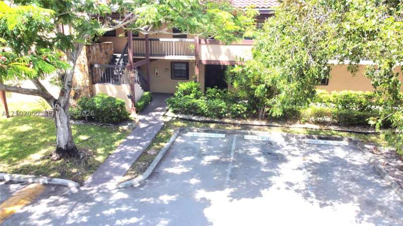 1 bedroom Condominium at 20801 San Simeon Way 101, Fairview Of Calf Cl Condo, Miami — photo 1