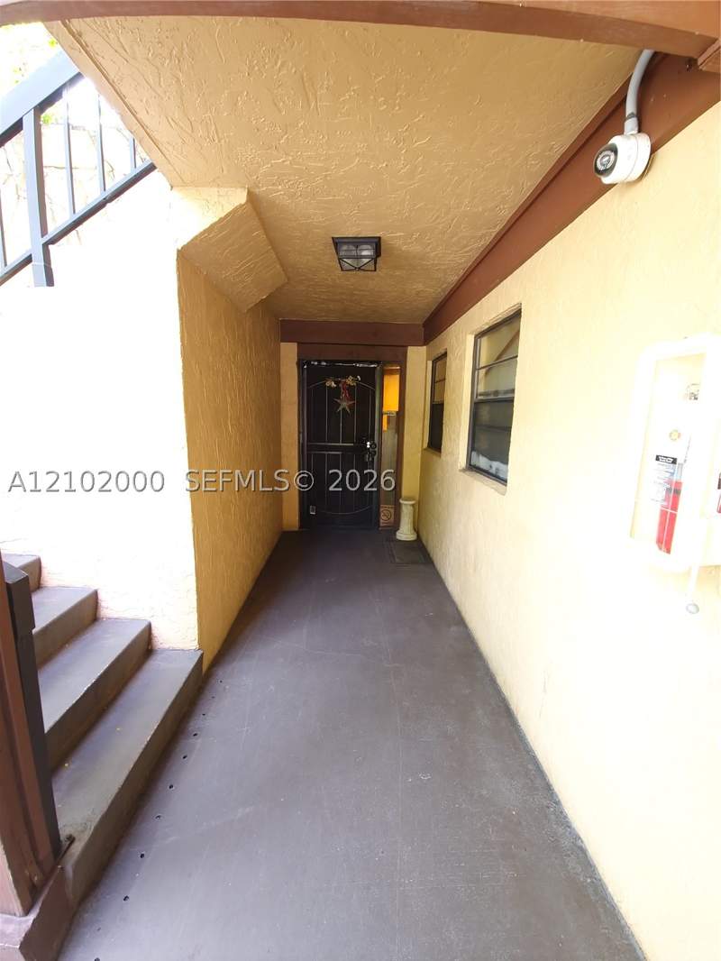 1 bedroom Condominium at 20801 San Simeon Way 101, Fairview Of Calf Cl Condo, Miami — photo 2