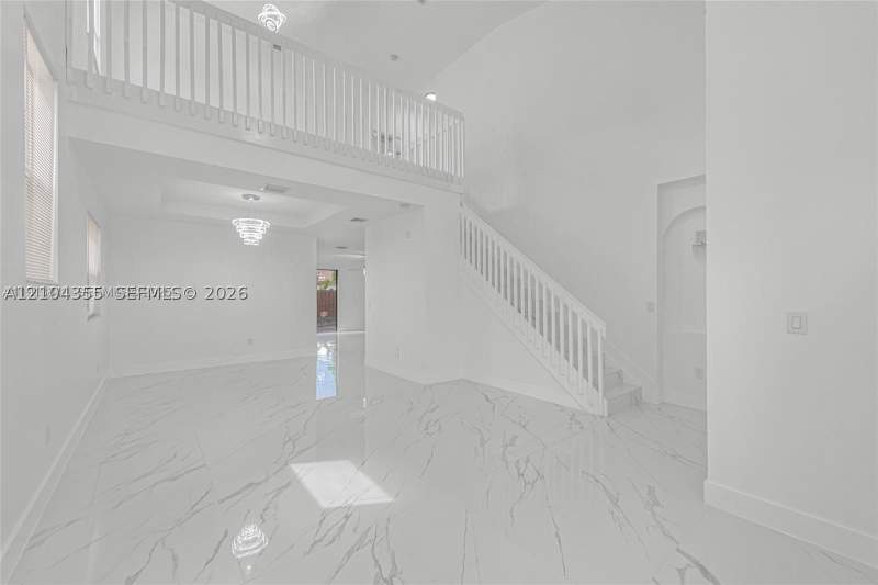5 bedroom SingleFamilyResidence at 642 SE 37th Pl, Baywinds Of Abaco, Homestead — photo 5