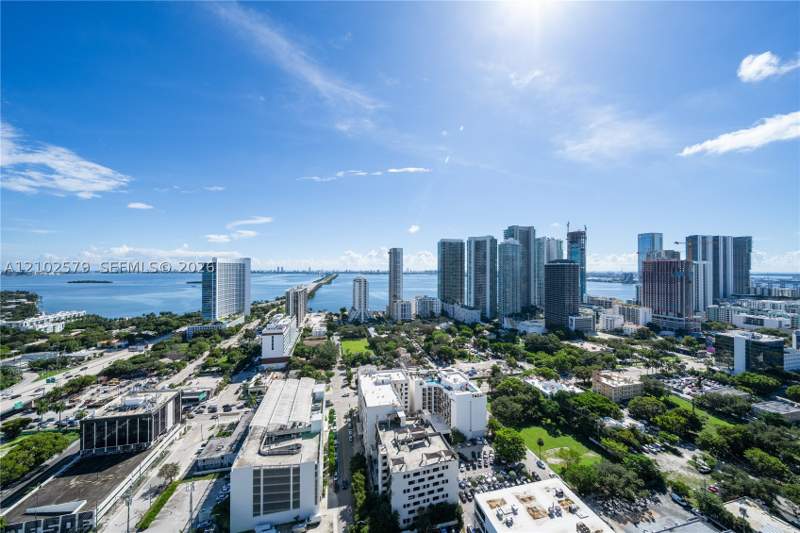 3 bedroom Condominium at 3470 E Coast Ave Ph207, Two Midtown Miami Condo, Miami — photo 2