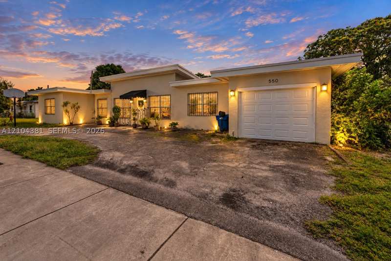 2 bedroom SingleFamilyResidence at 550 NW 107th St, Yeatman Sub, Miami — photo 1