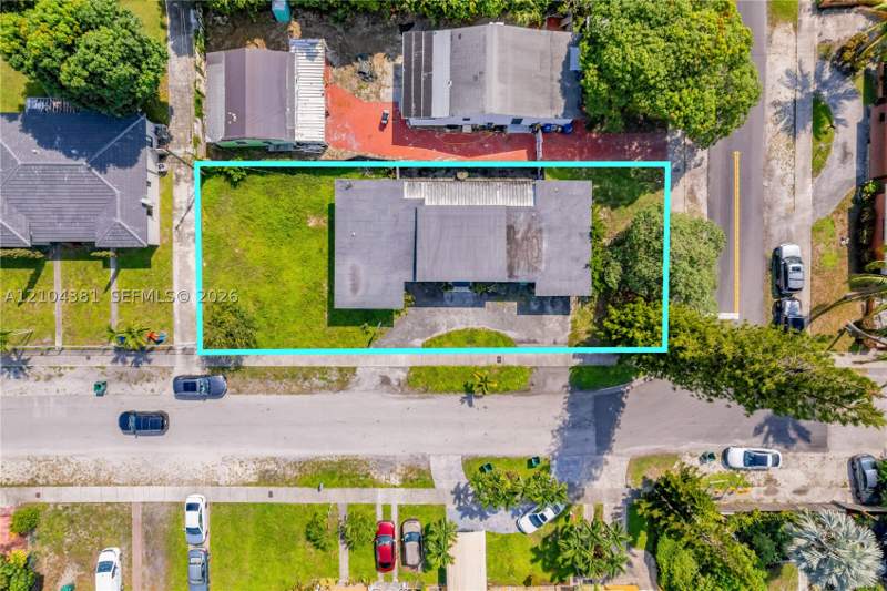2 bedroom SingleFamilyResidence at 550 NW 107th St, Yeatman Sub, Miami — photo 4