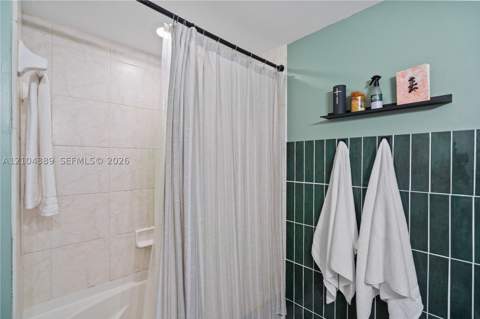 3180 SW 22nd Ter 1205, Miami FL - photo 9 of 24