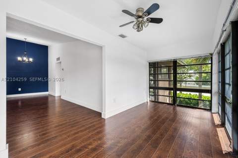 4944 NW 102nd Ave 204-3, Doral FL - photo 15 of 43