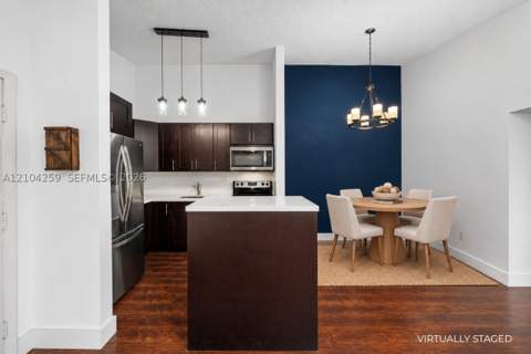 4944 NW 102nd Ave 204-3, Doral FL - photo 8 of 43