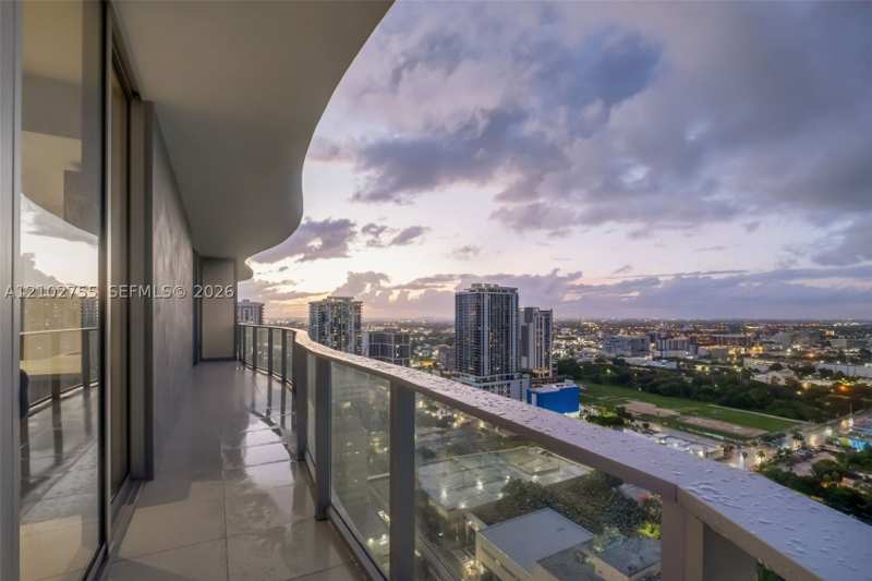 2 bedroom Condominium at 1400 Biscayne Blvd 2906, Casa Bella Residences, Miami — photo 1