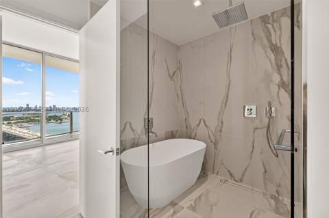 1400 Biscayne Blvd 2906, Miami FL - photo 12 of 58