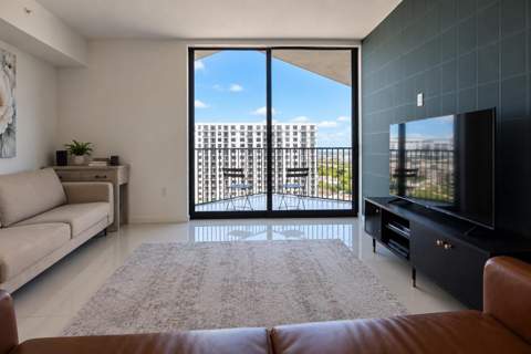 5252 NW 85th Avenue 1607, Doral FL - photo 9 of 25