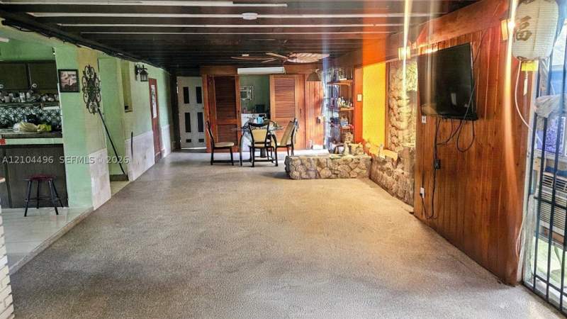3 bedroom SingleFamilyResidence at 51 NE 195th St, Third Addn To Sierra, North Miami — photo 4