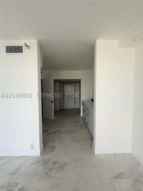 19101 NE 36th Ct 1005, Aventura FL - photo 18 of 47